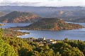 Vue d'ensemble du lac du Salagou